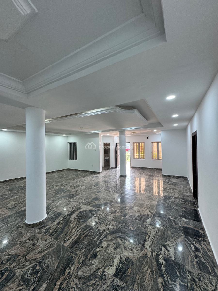 Spacious 3 Bedroom Apartment, Lekki Phase 1, Lekki Phase 1, Lekki, Lagos, Flat / Apartment for Rent