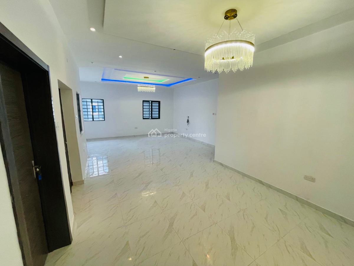 Luxury Estate, Off Monastery Road, Sangotedo, Ajah, Lagos, Hotel / Guest House for Sale