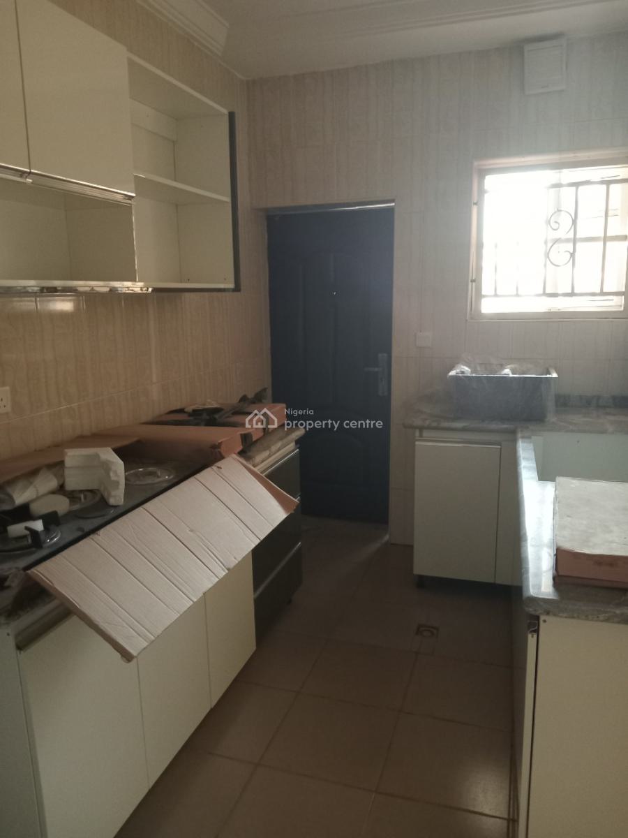 a Very Good Spacious 3 Bedroom Flat, Wuye, Abuja, Flat / Apartment for Rent