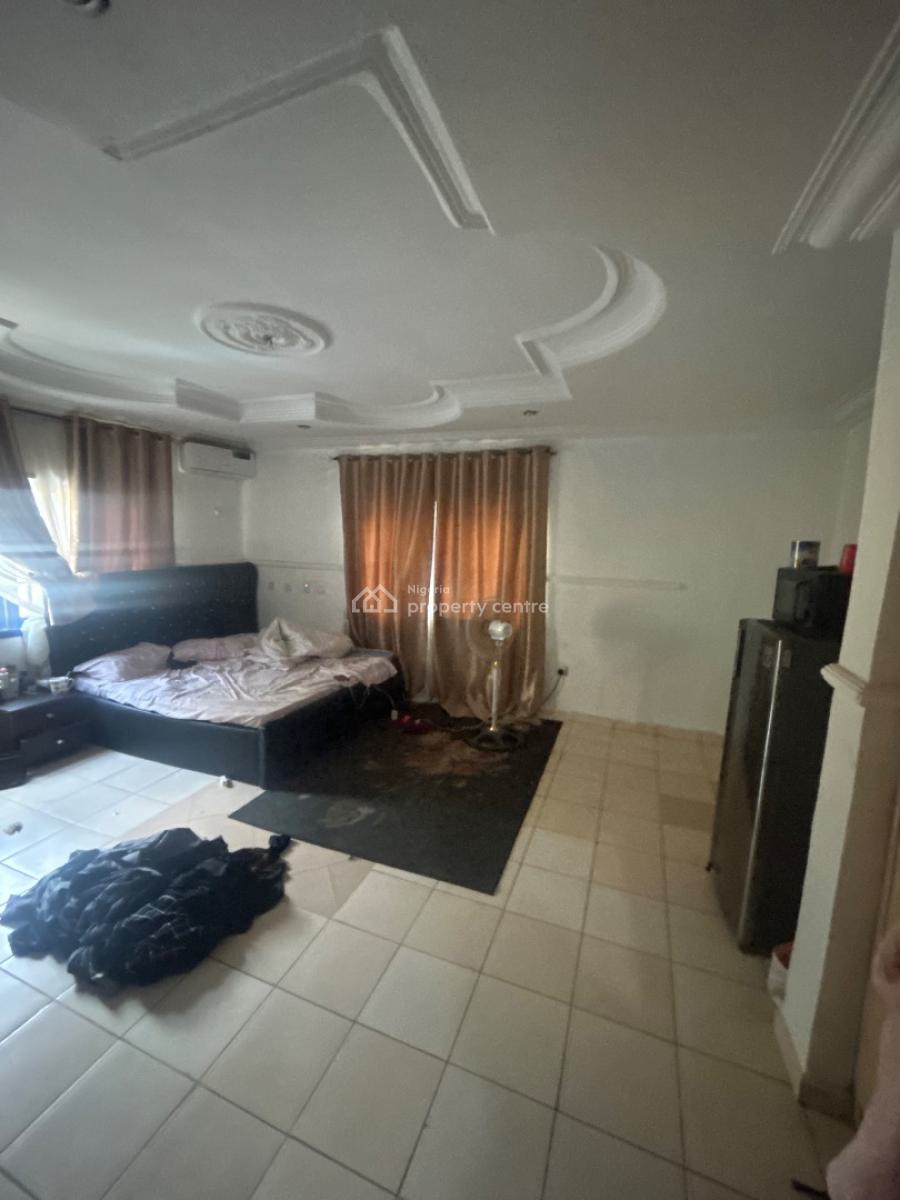 a Spacious One Bedroom Apartment on The Road Side in a Sweet Location, 6th Avenue, Gwarinpa, Abuja, Mini Flat (room and Parlour) for Rent