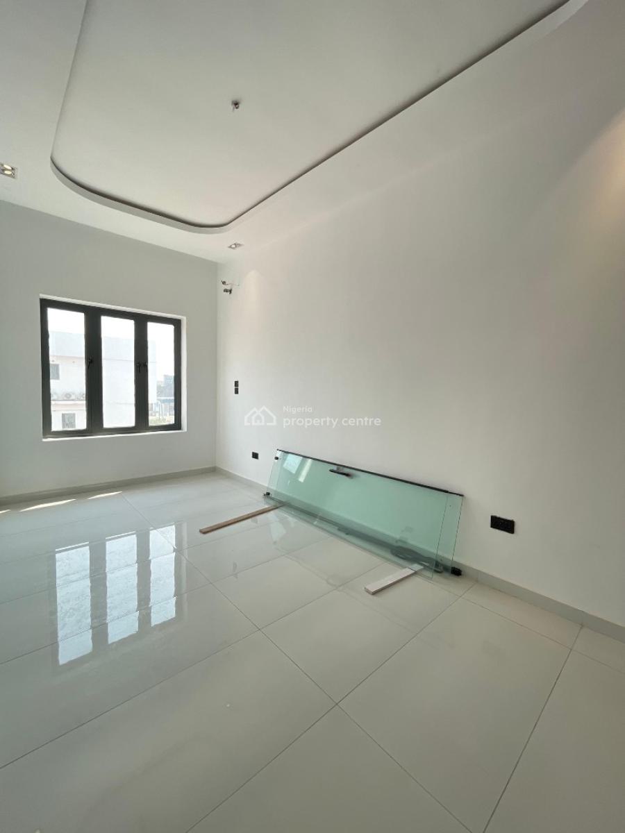 Magnificent 4 Bedroom Maisonette with Pool,gym, Elevator, Lekki Phase 1, Lekki, Lagos, House for Sale
