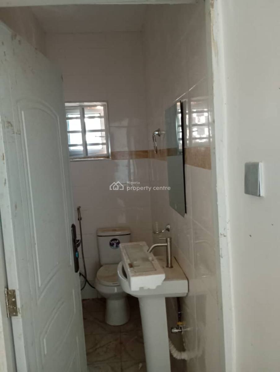 a Brand New Serviced 3 Bedroom Flat, Opposite Nicon Junction Maitama (video of The House Is Attached), Katampe, Abuja, Flat / Apartment for Rent