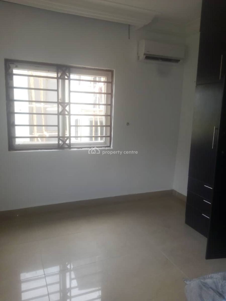 Serviced Spacious 2 Bedroom Flat, By Ics Schools, Dakibiyu, Abuja, Flat / Apartment for Rent