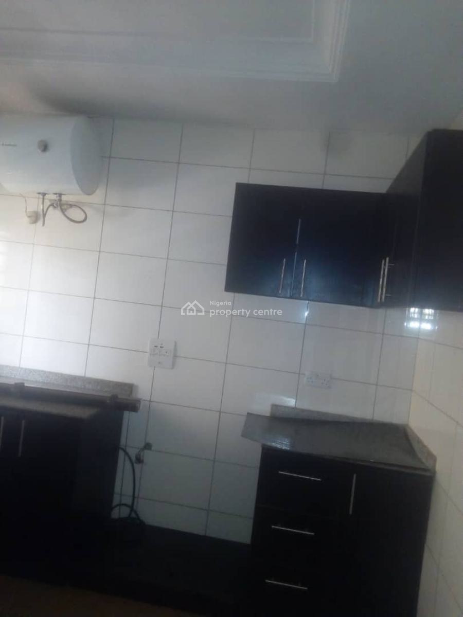 Serviced Spacious 2 Bedroom Flat, By Ics Schools, Dakibiyu, Abuja, Flat / Apartment for Rent