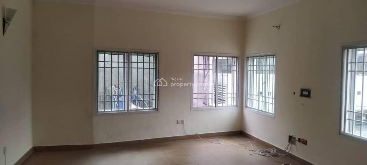3 Bedroom Apartment with Swimming Pool and Garden., U3 Estate, Lekki Phase 1, Lekki, Lagos, Flat / Apartment for Sale