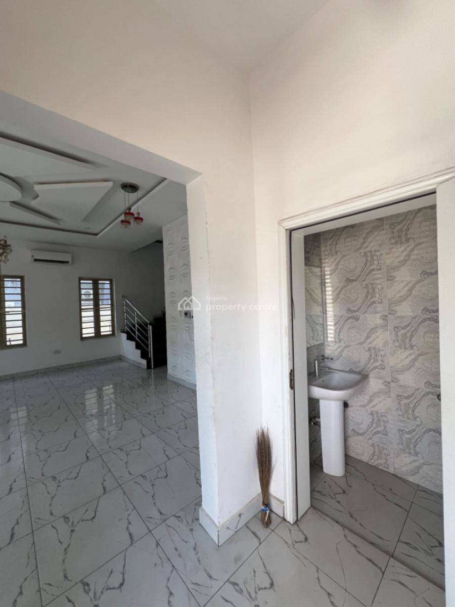 5 Bedroom Duplex with Bq, Agungi, Lekki, Lagos, Detached Duplex for Rent
