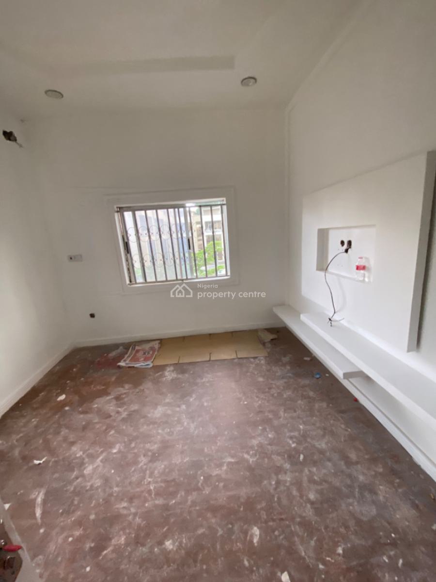 Spacious 3 Bedroom Flat 1st Floor, Off Amino Kano Crescent, Wuse 2, Abuja, Flat / Apartment for Rent