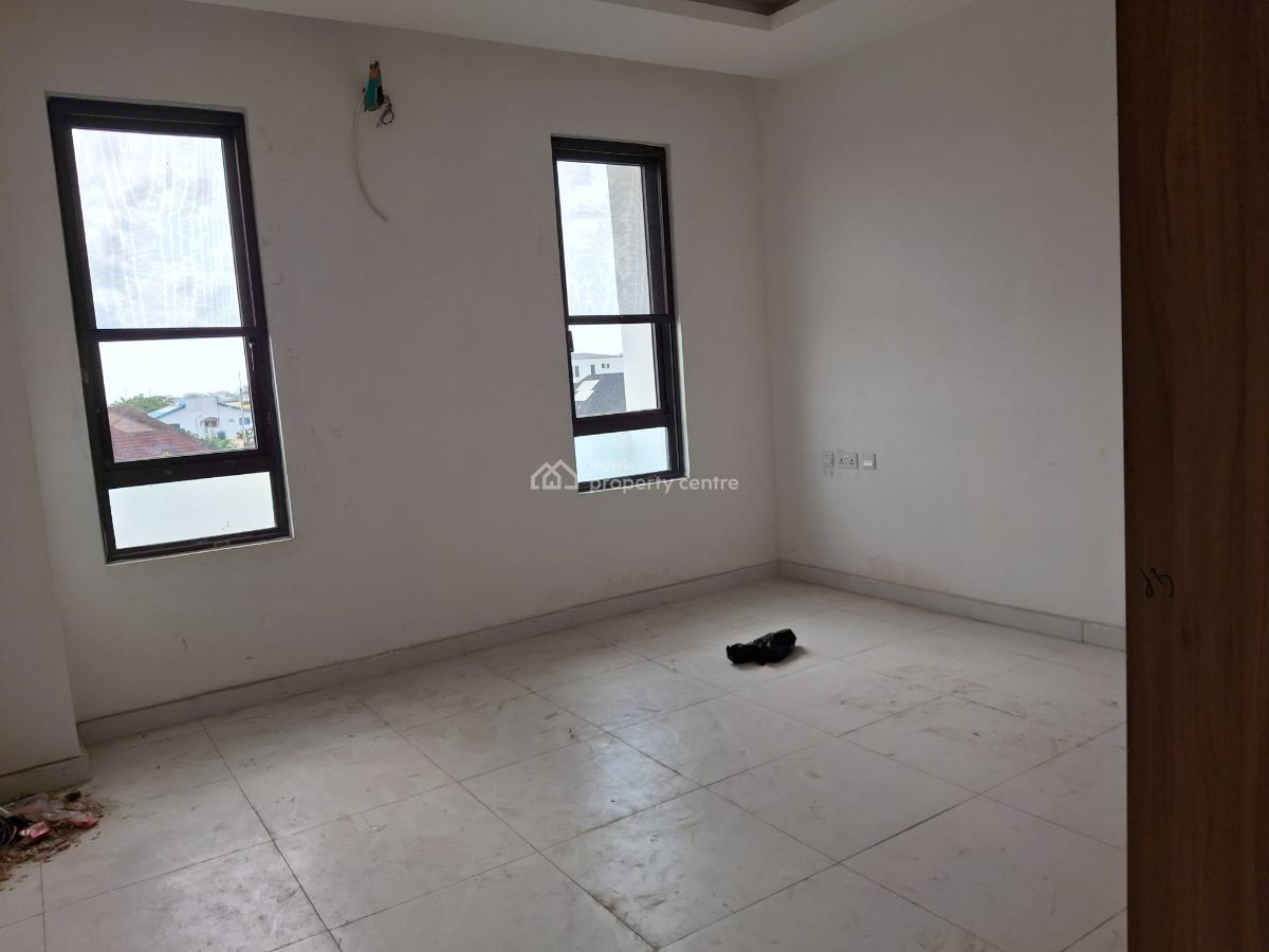 Brand New 3 Bedroom Flat, Lekki Phase 1, Lekki, Lagos, Flat / Apartment for Rent