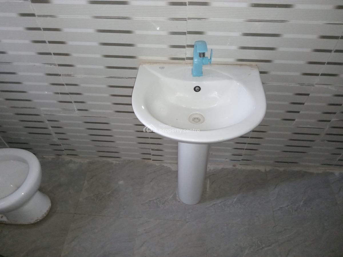 3 Bedroom Flat, Ogombo, Ajah, Lagos, Flat / Apartment for Rent