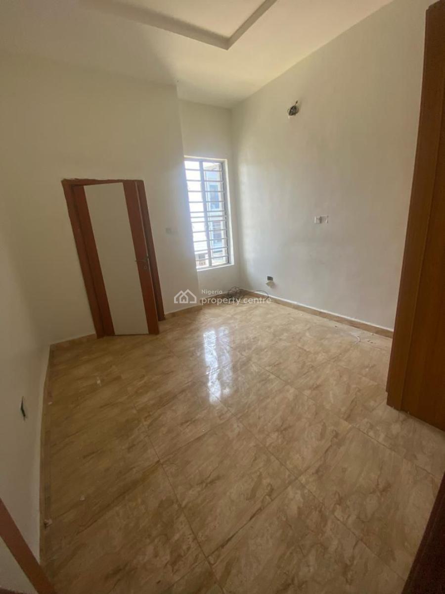 Very Big Semi Master Bedroom, Orchid, Lekki Phase 2, Lekki, Lagos, Self Contain (single Rooms) for Rent