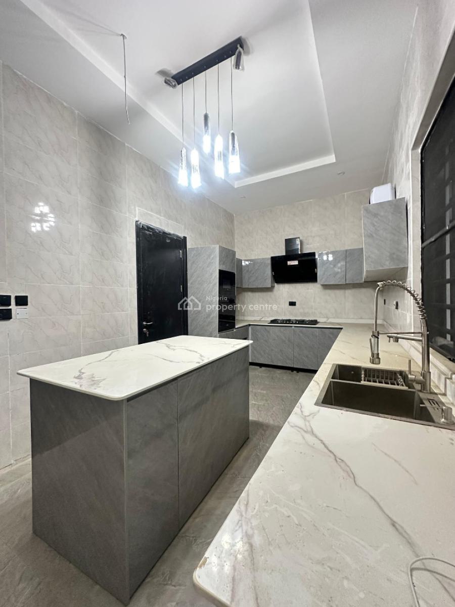 Lovely 5  Bedroom Fully Detached Duplex with Bq., Orchid, Lekki, Lagos, Detached Duplex for Sale