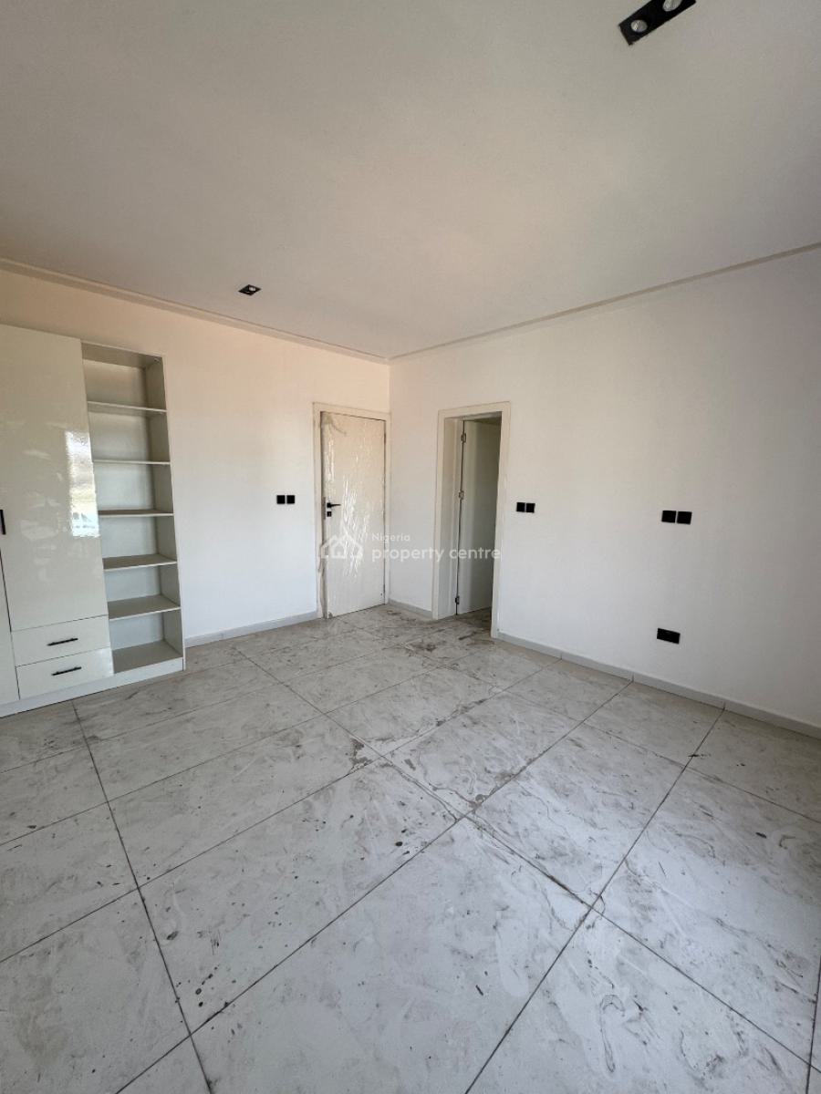 Spacious 4 Bedroom Terrace Duplex with Bq, Lekki Phase 1, Lekki, Lagos, Terraced Duplex for Sale