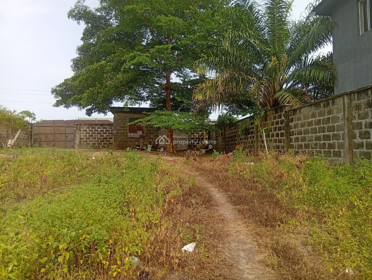 an Half Plot of Land with Square  in Shape, Off Iya Ebuka Hospital, Bogije, Ibeju Lekki, Lagos, Residential Land for Sale