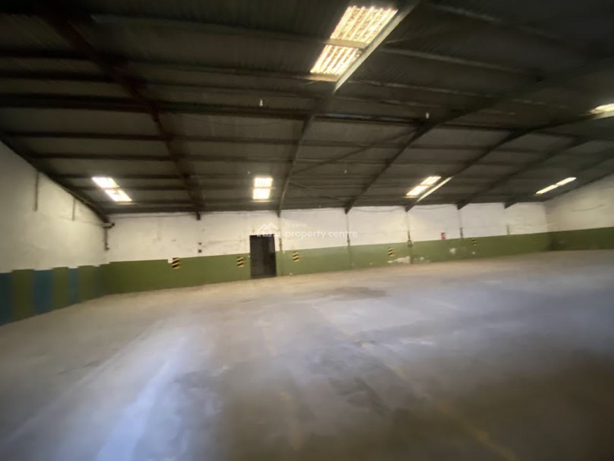 850sqm & 2,000 Sqm Standard Warehouse, Oba Akran, Ikeja, Lagos, Warehouse for Rent