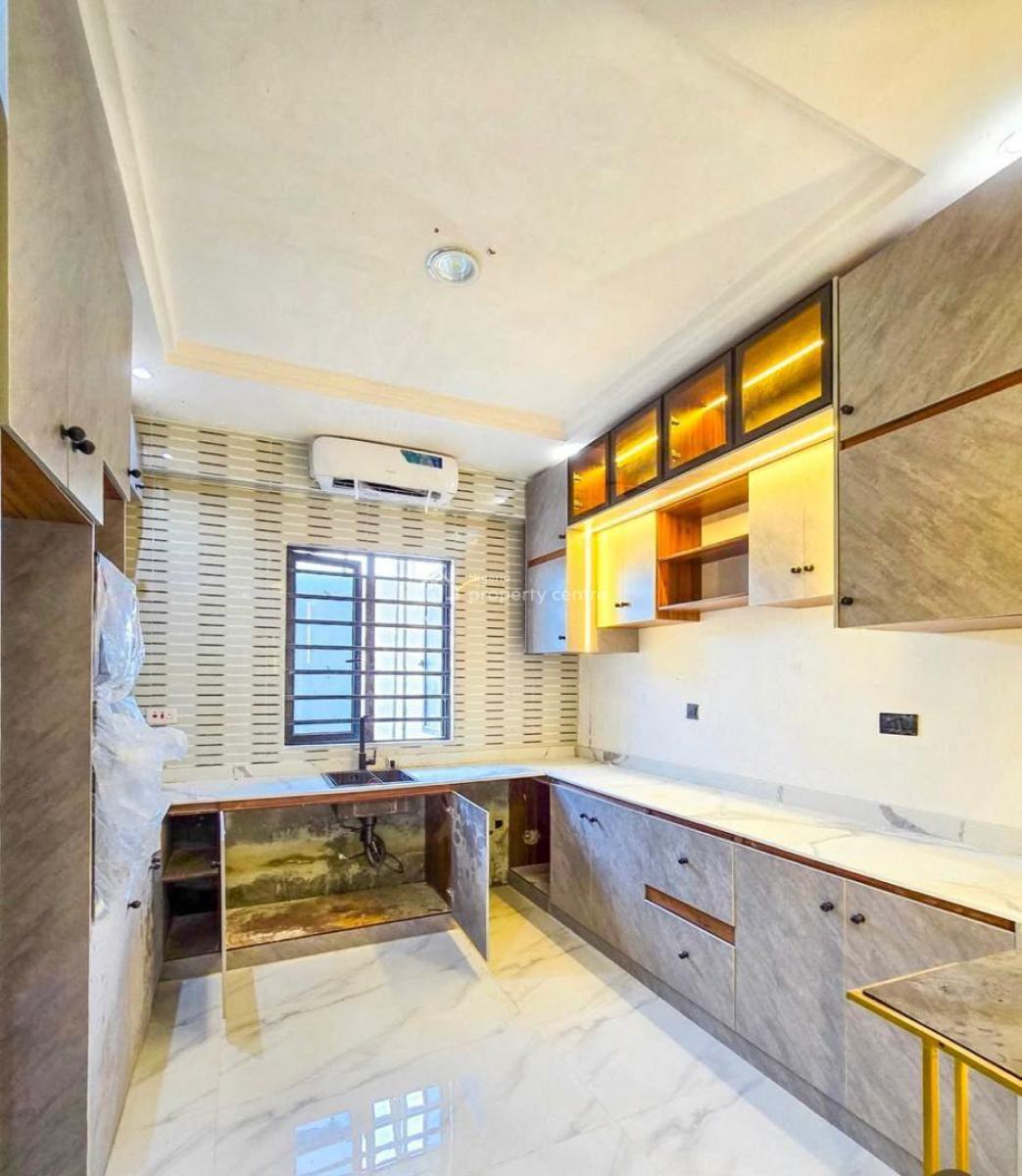 Fully Serviced 2 Bedroom Apartment (ground Floor), Ikate, Lekki, Lagos, Block of Flats for Sale