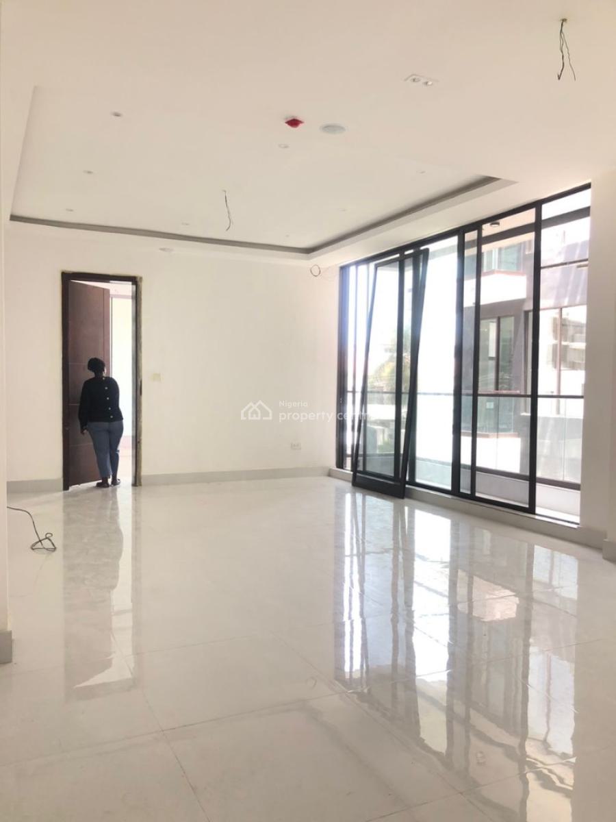 Newly Built 3 Bedroom Apartment with Bq, Lekki Phase 1, Lekki, Lagos, Flat / Apartment for Rent