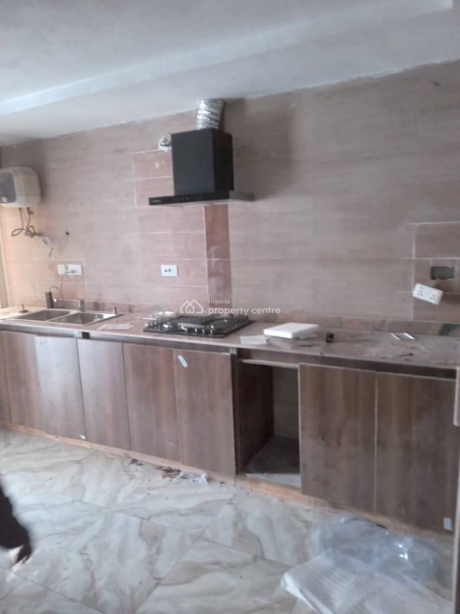 4 Bedroom Semi-detached Duplex in a Secured Environment, Lekki Phase 1, Lekki, Lagos, Semi-detached Duplex for Rent