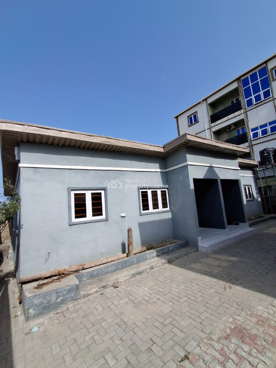 2 Bedroom Apartment in a Well Secured Estate, Sangotedo, Ajah, Lagos, Detached Bungalow for Rent