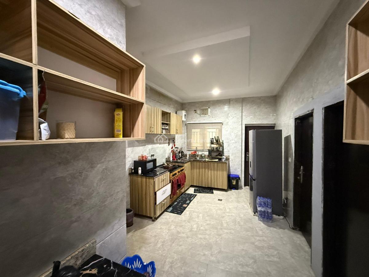Exceptional 3 Bedroom Apartment, Maryland, Lagos, Flat / Apartment for Rent
