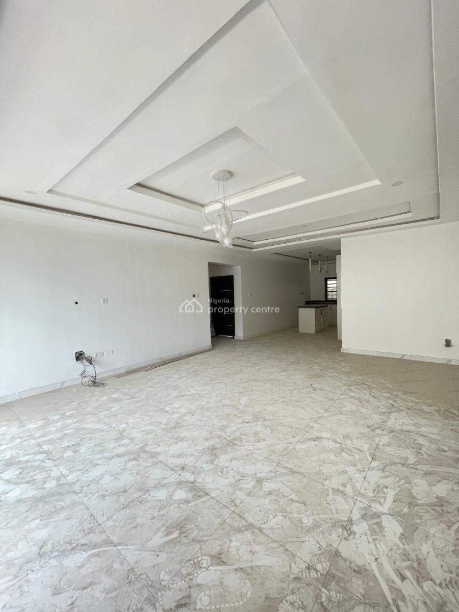 Fully Serviced 2 Bedroom Apartment with Gym and Elevator, Lekki Phase 1, Lekki, Lagos, Flat / Apartment for Sale