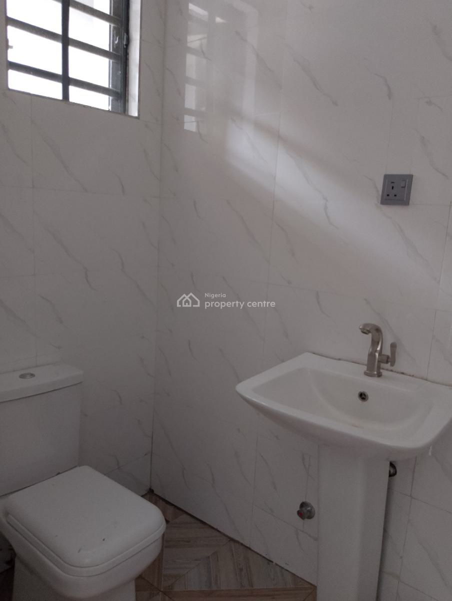2 Bedroom Apartment Ensuite Upstairs, Majek Bustop, Abijo, Lekki, Lagos, Flat / Apartment for Rent