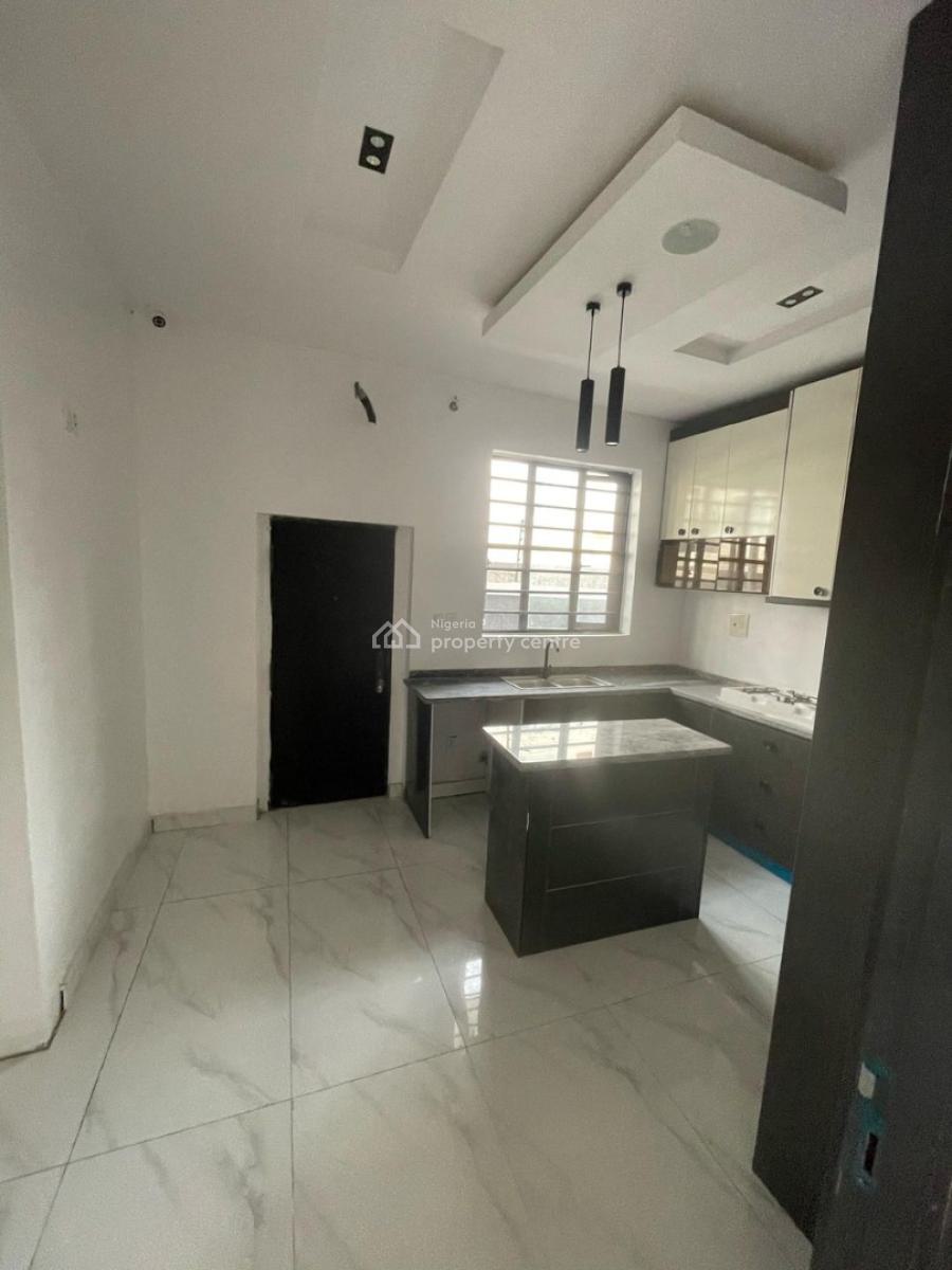 Very Good Deal 4 Bedroom Semi Detached Duplex in Well Developed Estate, Chevron 🔰, Lekki, Lagos, Semi-detached Duplex for Sale