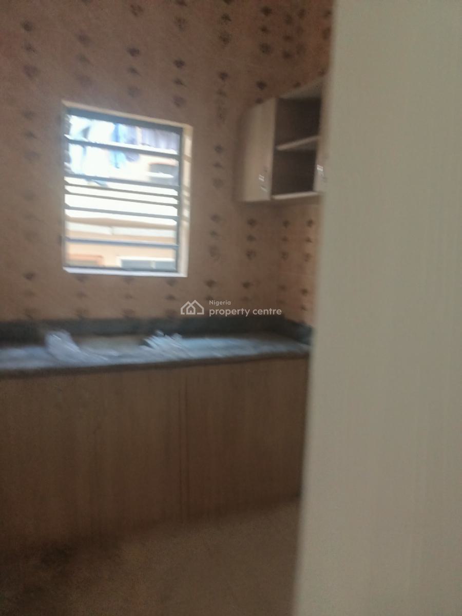 Newly Built 2 Bedroom Flat, Onigbongbo, Maryland, Lagos, Flat / Apartment for Rent