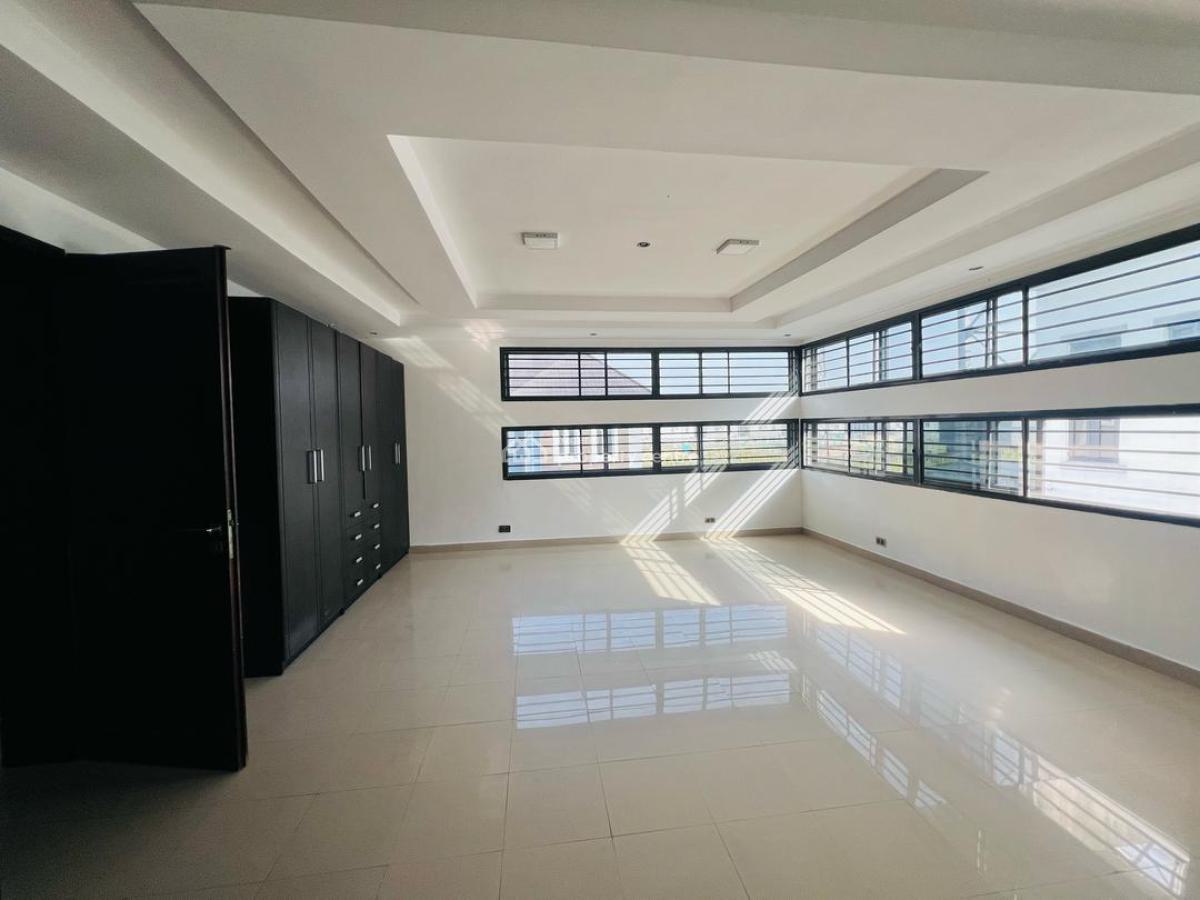 4 Bedroom Mansion in a Premium Estate, Pinnock Beach Estate, Osapa, Lekki, Lagos, Semi-detached Duplex for Rent