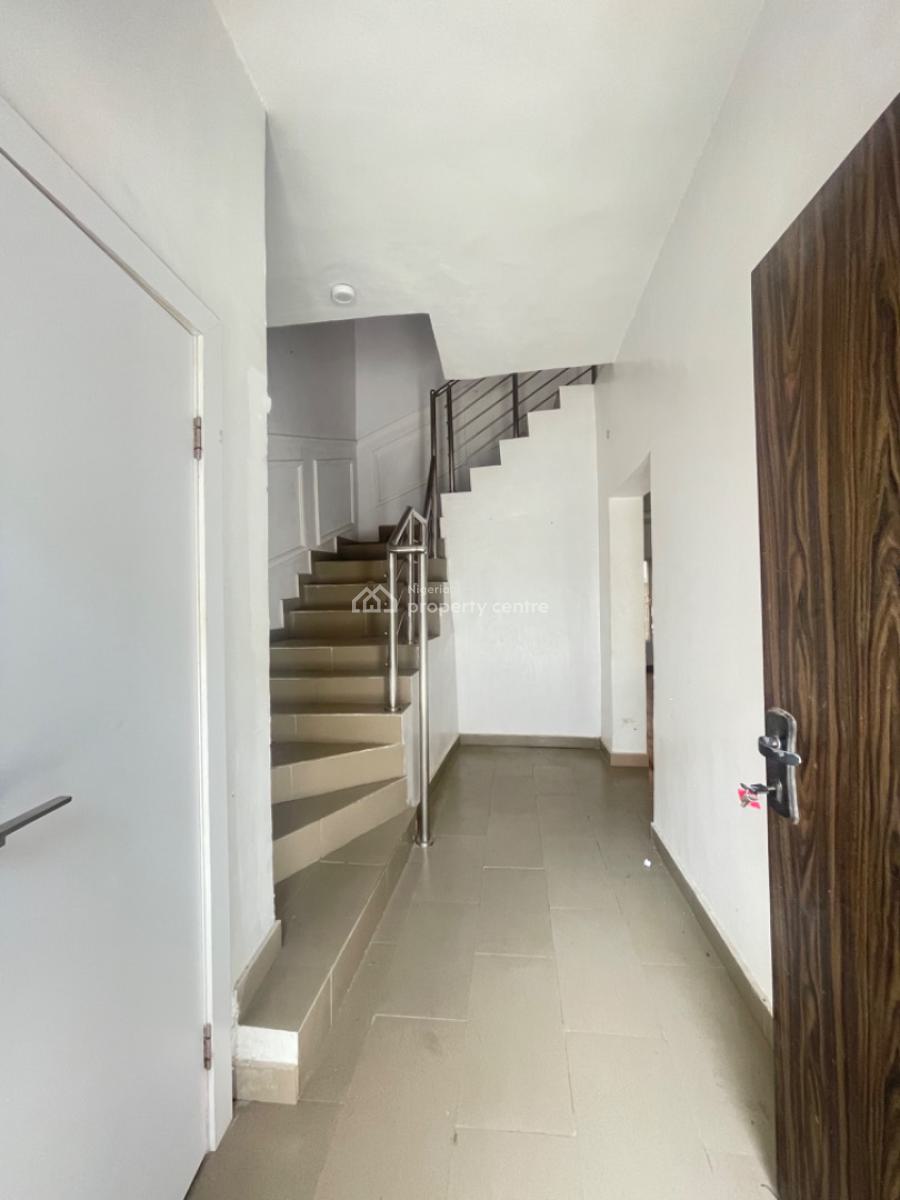 Clean 3 Bedroom Duplex, Lekki Conservation Axis, Lekki, Lagos, Terraced Duplex for Rent
