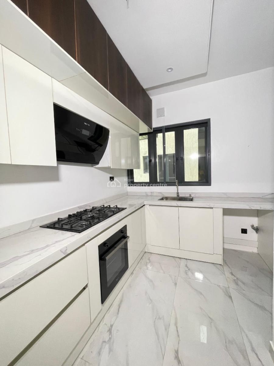 Exquisite 2 Bedroom Maisonette with Swimming Pool, Gym and Elevator, Lekki Phase 1, Lekki, Lagos, Flat / Apartment for Sale