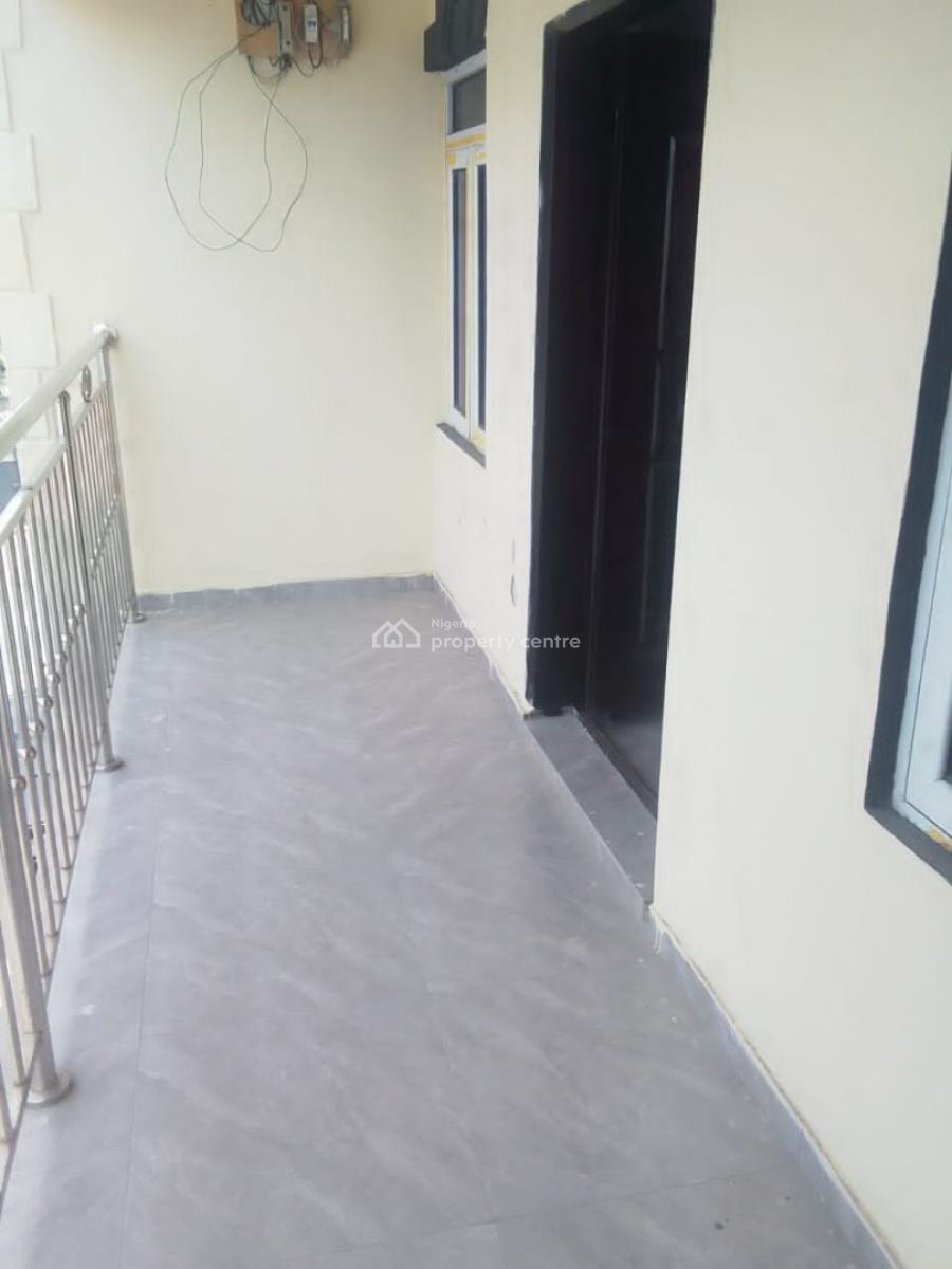 3 Bedroom+ 3 Toilets Flats in a Good Neighborhood, Ologunfe, Sangotedo, Ajah, Lagos, Flat / Apartment for Rent