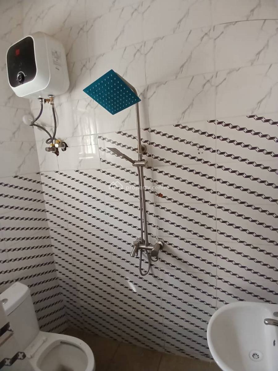 Spacious Two Bedroom Flat, Behind Suncity Estate, Galadimawa, Abuja, Flat / Apartment for Rent