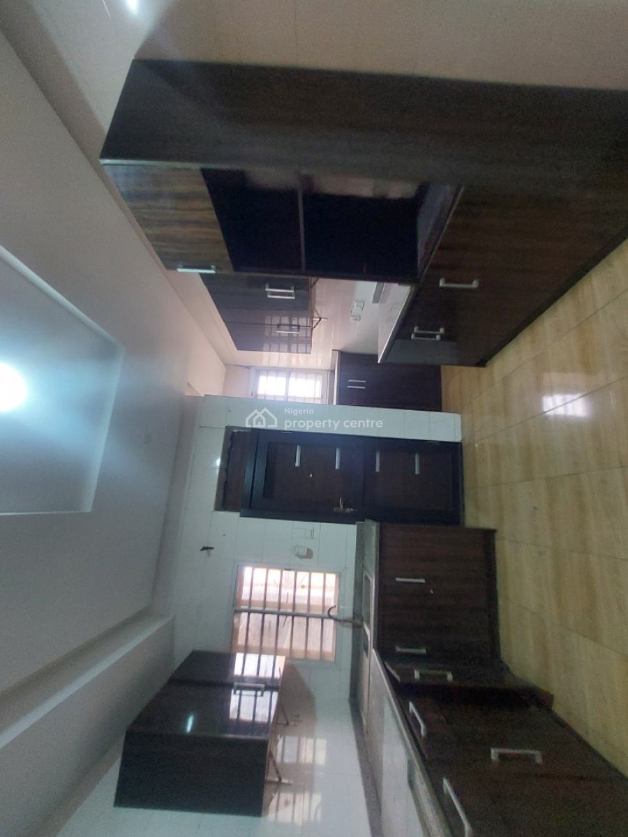 5 Bedroom Terraced Duplex with Self Compound Space, Lekki Phase 1, Lekki, Lagos, Terraced Duplex for Rent