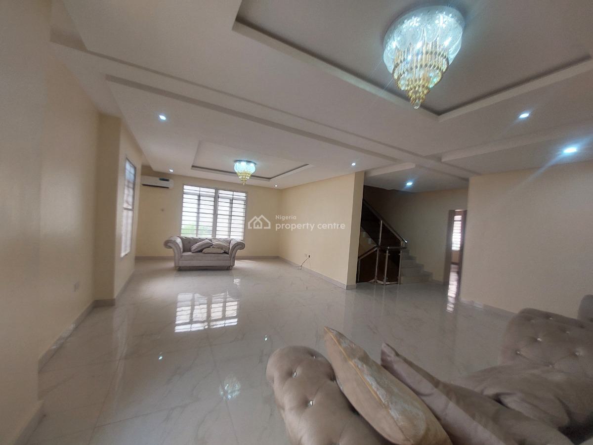 5 Bedroom Terraced Duplex with Self Compound Space, Lekki Phase 1, Lekki, Lagos, Terraced Duplex for Rent