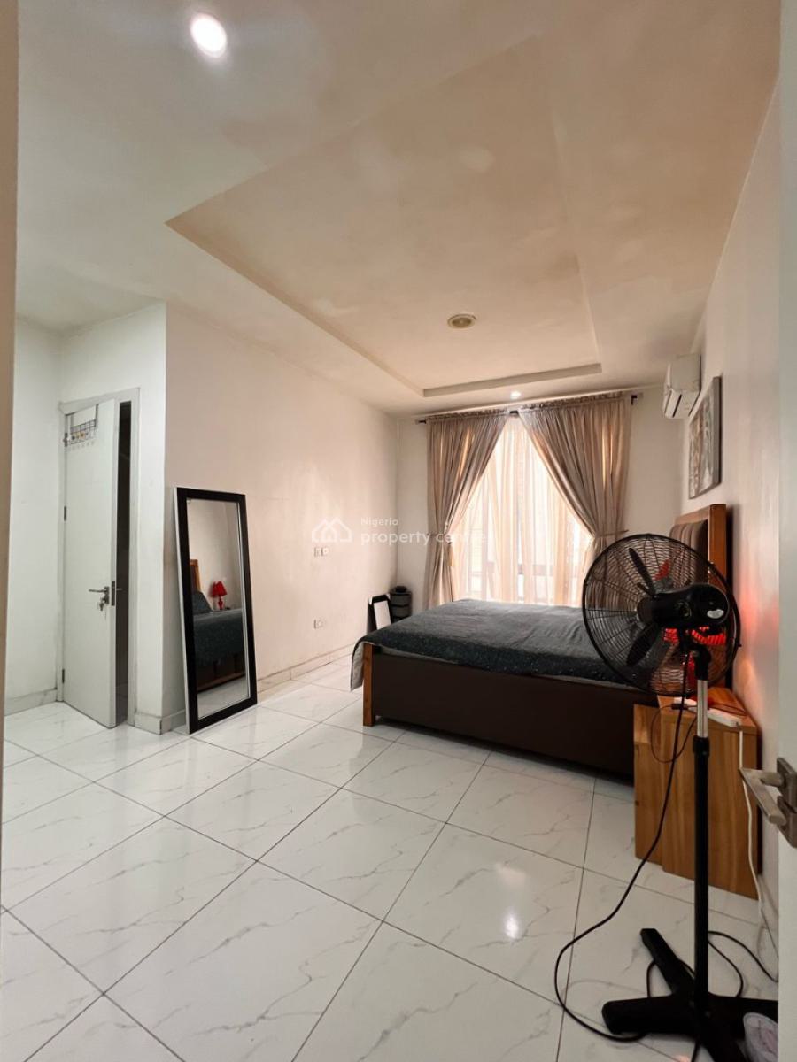 Spacious and Standard 2 Bedroom Apartment, Agungi, Lekki, Lagos, Flat / Apartment for Rent