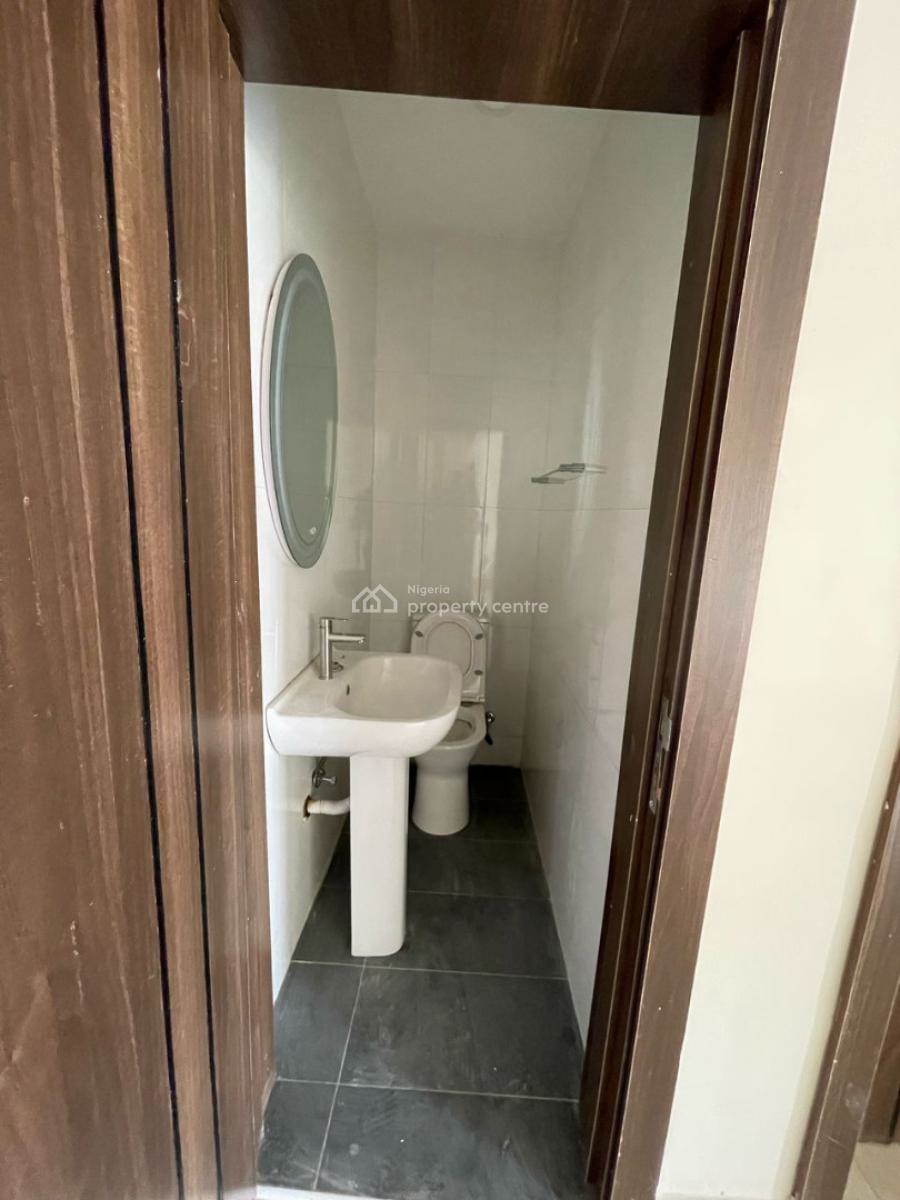 3 Bedroom Available in a Secured Estate, Ikoyi, Lagos, House for Rent