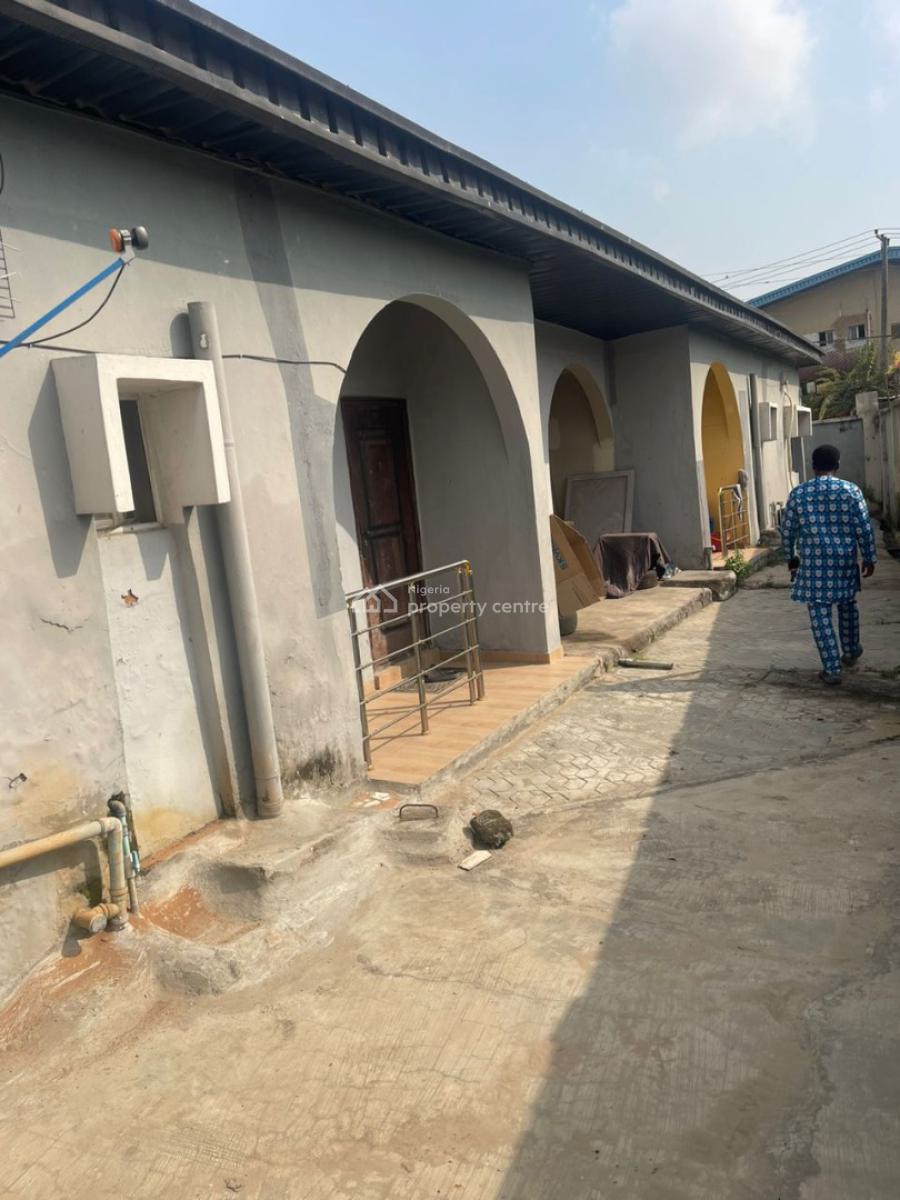 Blocks of 2 Number of 2 Bedrooms Flats and 2 Nos of 1 Bedrooms Flat, Onike, Yaba, Lagos, Flat / Apartment for Sale