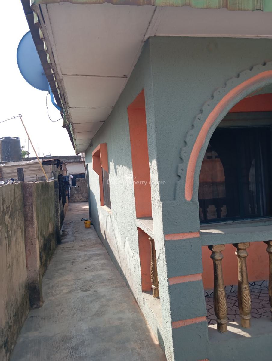 3 Bedroom Bungalow with Boys Quater, Ikorodu, Lagos, Detached Bungalow for Sale