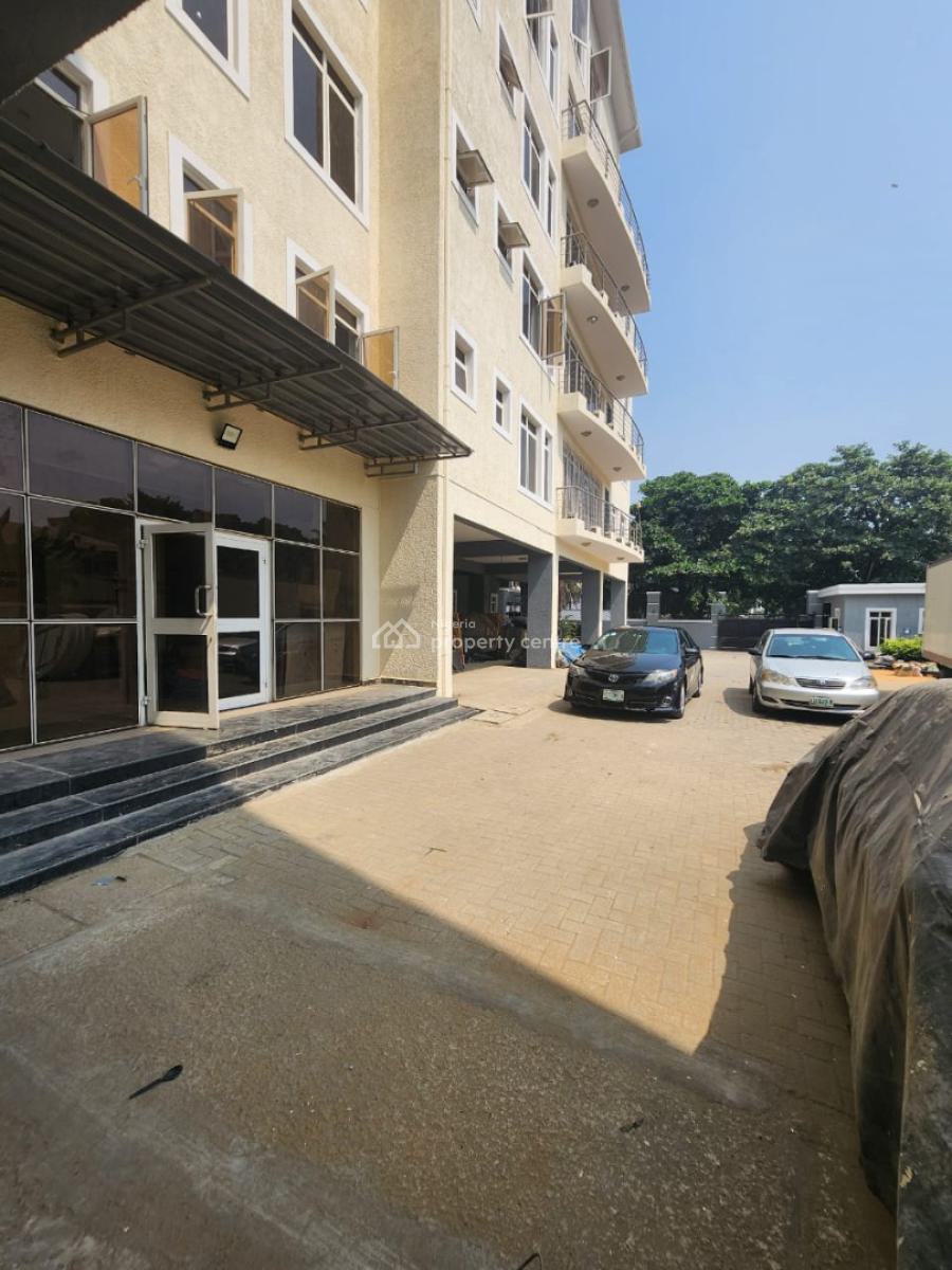 3 Bedroom Apartment with a Bq, Old Gra, Port Harcourt, Rivers, Flat / Apartment for Rent