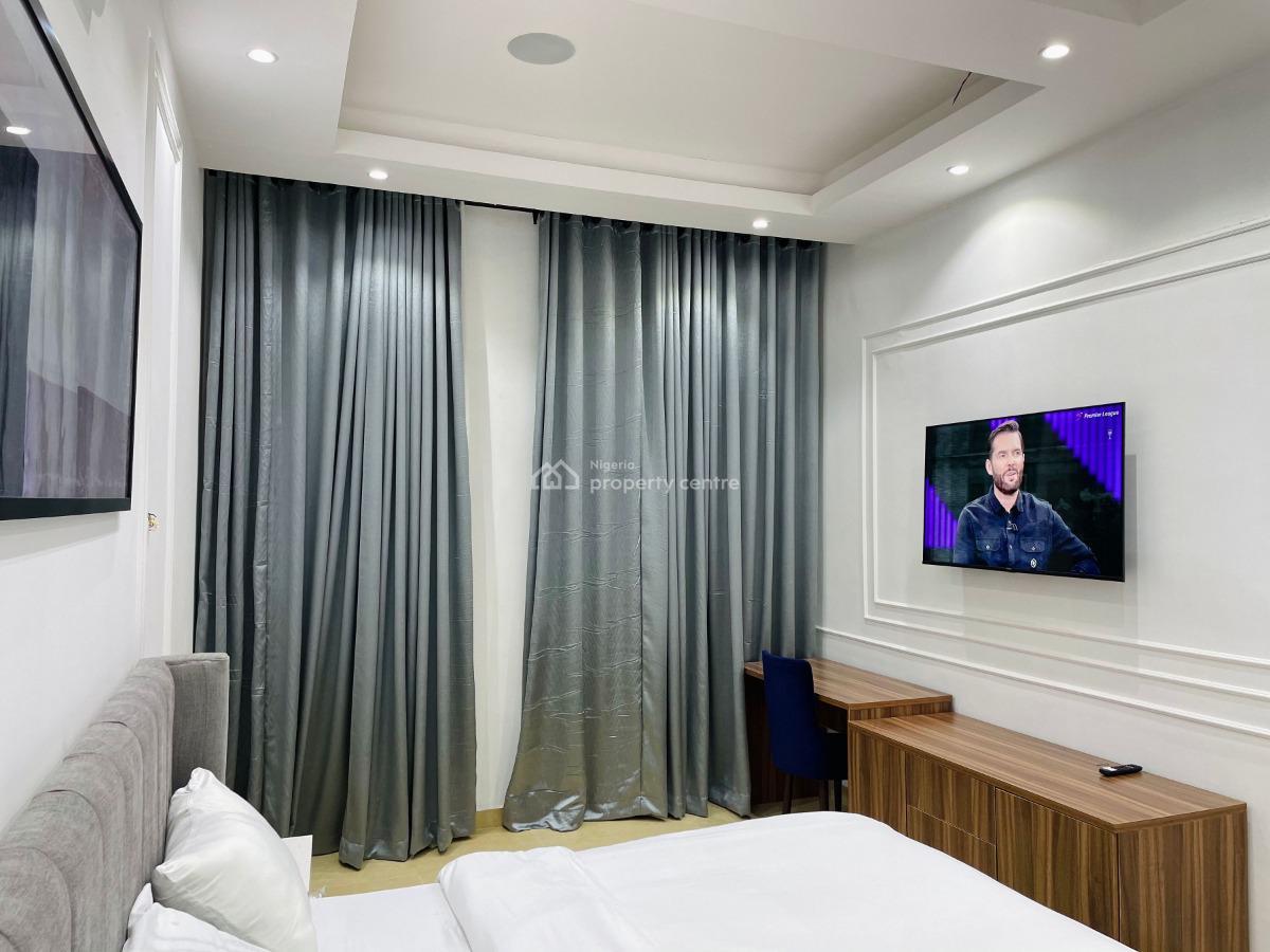 Luxury 3 Bedroom Apartment with Pool Table, Lekki Phase 1, Lekki, Lagos, Flat / Apartment Short Let
