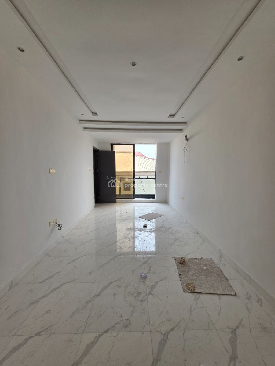 Luxury 2 Bedroom Apartment with Elevator + Swimming Pool, Lekki Phase 1, Lekki, Lagos, Flat / Apartment for Sale