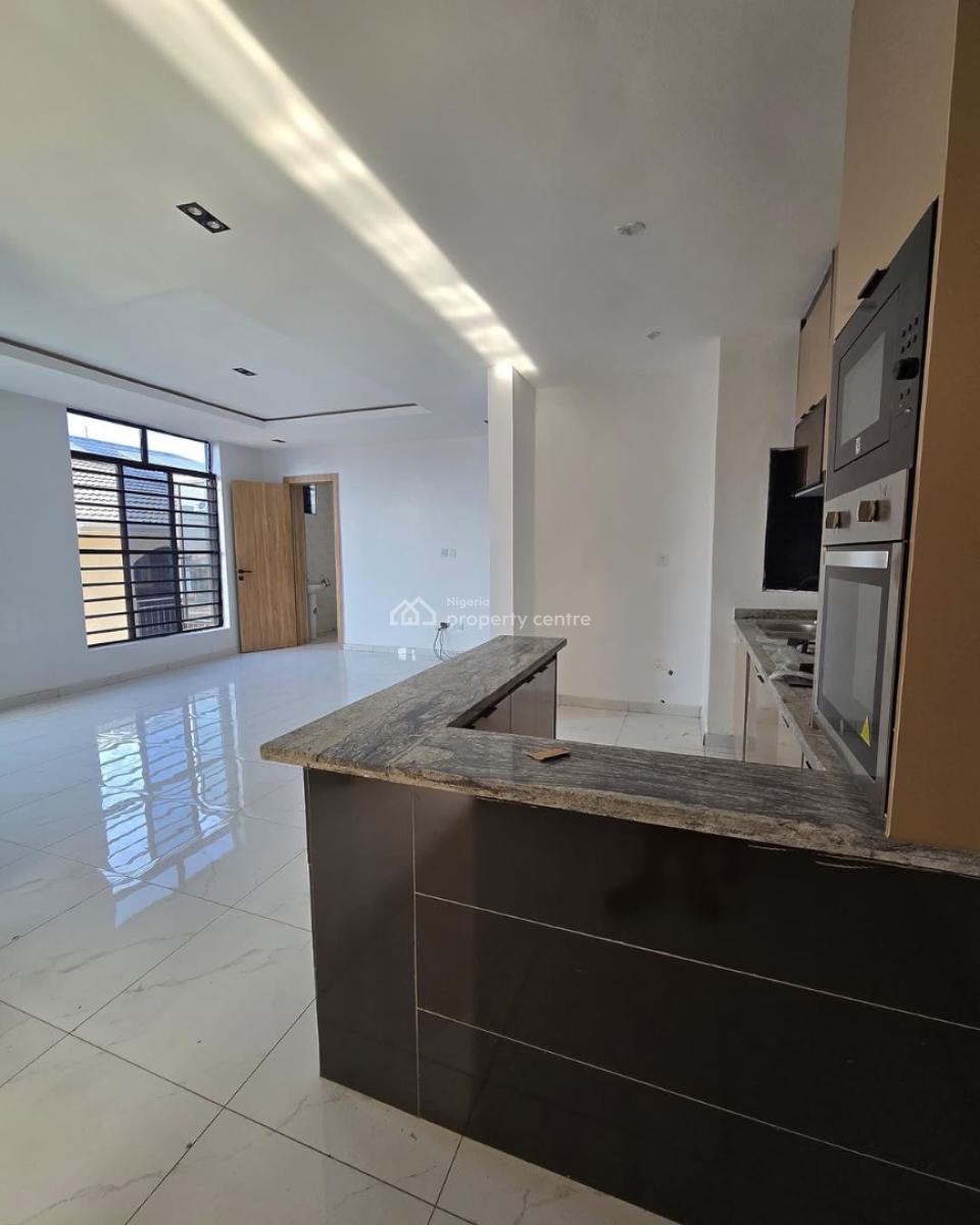 Stunning and Spacious 2 Bedroom Apartment, Ikate, Lekki, Lagos, Block of Flats for Sale