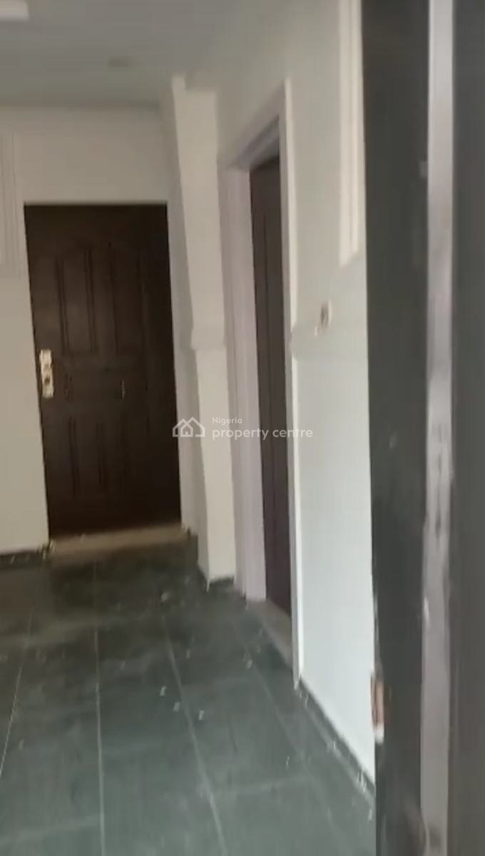 Lovely Spacious Room Self Contain +pop, Off Freedom Way, Lekki Phase 1, Lekki, Lagos, Self Contain (single Rooms) for Rent