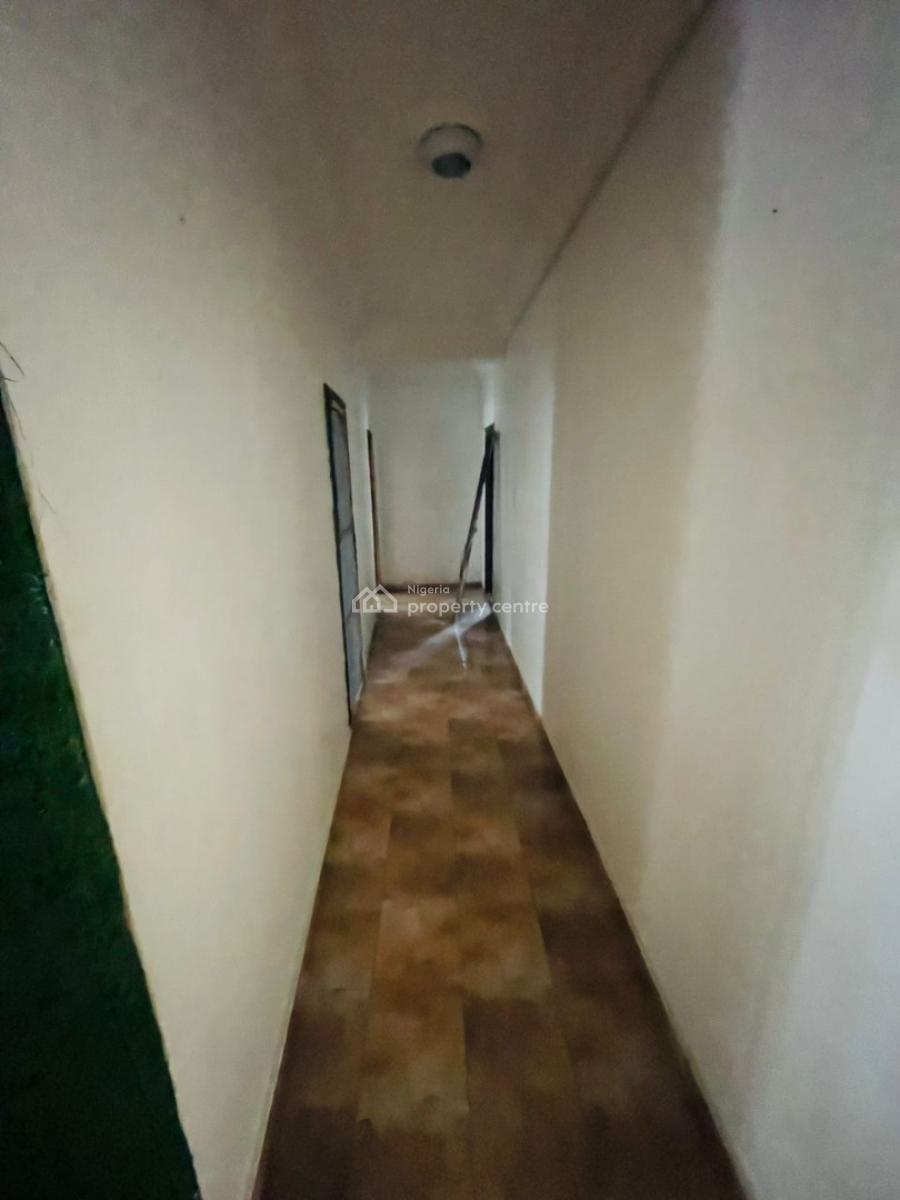 Luxury Spacious 3 Bedroom Apartment [close to The Gate], Ikota, Lekki, Lagos, Flat / Apartment for Rent