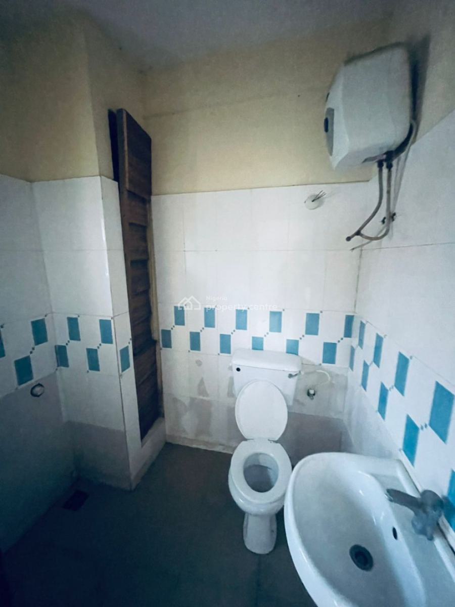 Luxury Spacious 3 Bedroom Apartment [close to The Gate], Ikota, Lekki, Lagos, Flat / Apartment for Rent
