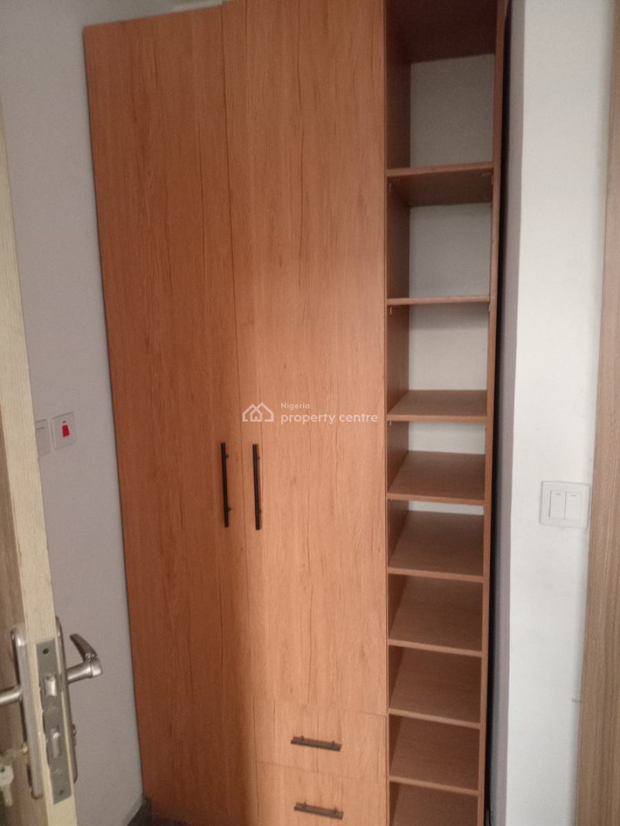 Ambassador 2bd Flat, Costain By Iponri Surulere, Surulere, Lagos, Flat / Apartment for Rent