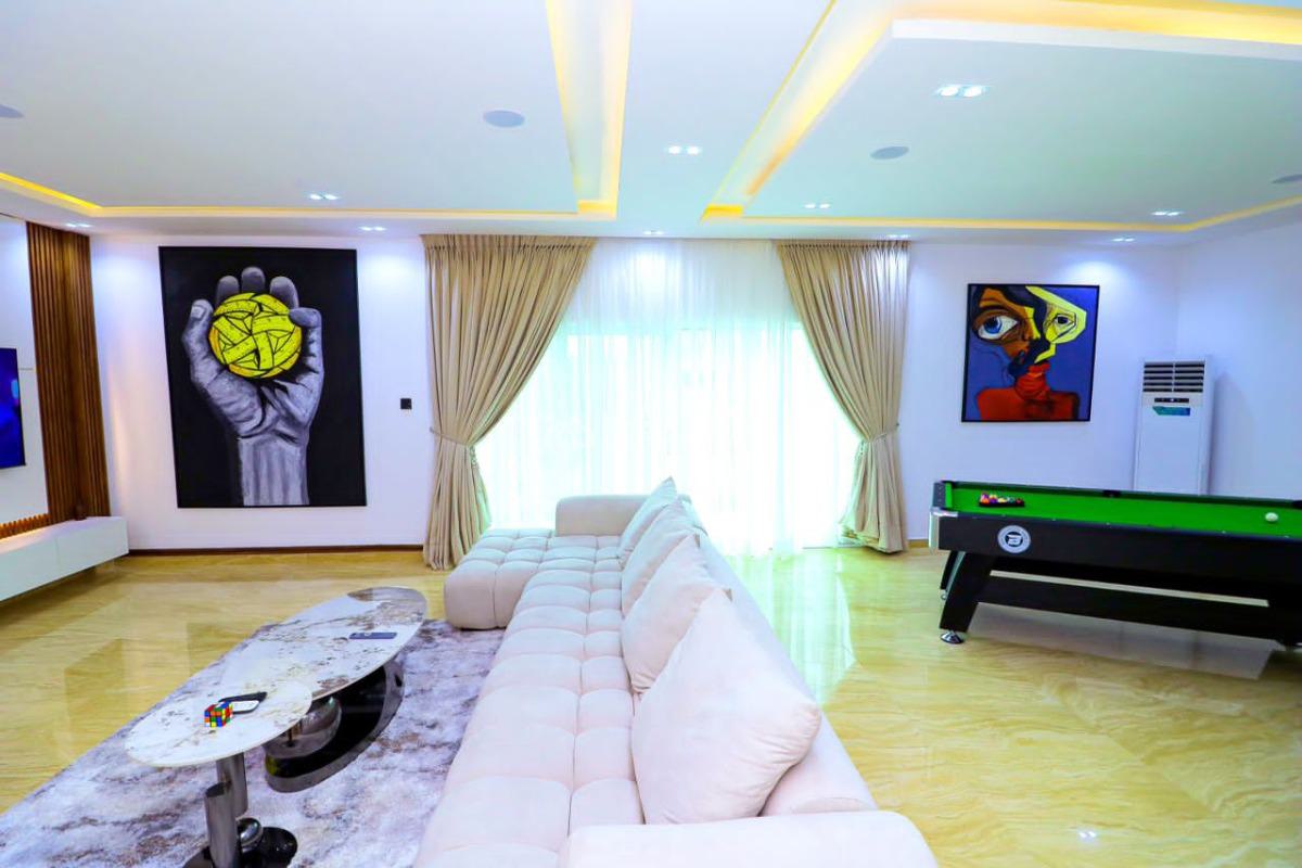 4 Bedroom  Bedroom Apartment, Ikoyi, Lagos, Flat / Apartment Short Let