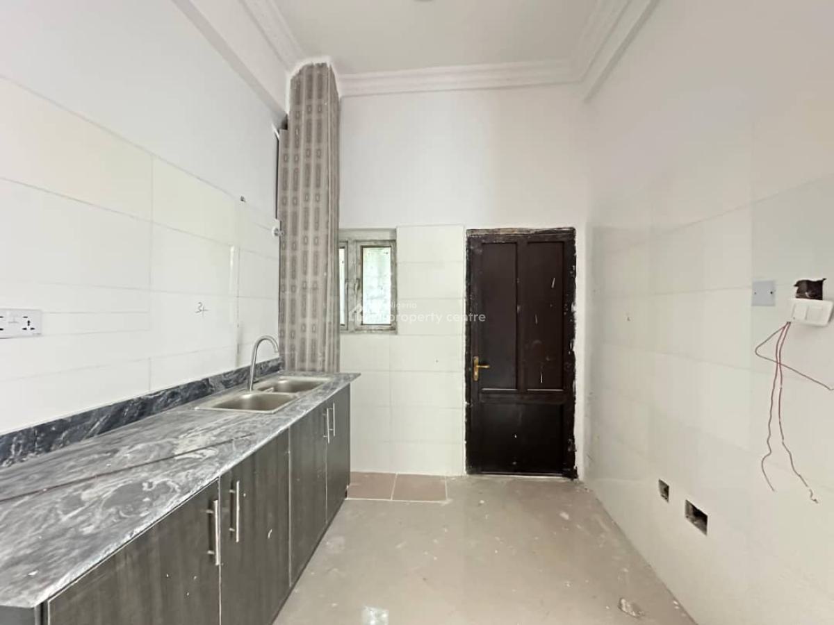 Standard Ensuite 3 Bedroom Apartment, Eleganza Garden Estate Opp Vgc, Ajah, Lagos, Flat / Apartment for Rent