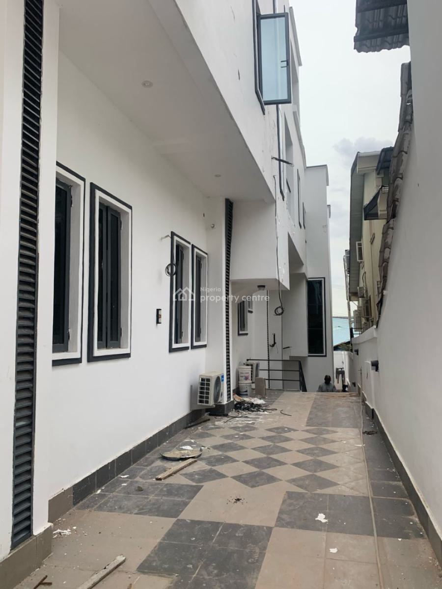 Luxury 2 Bedroom Flat, Gra Phase 1, Magodo, Lagos, Flat / Apartment for Rent