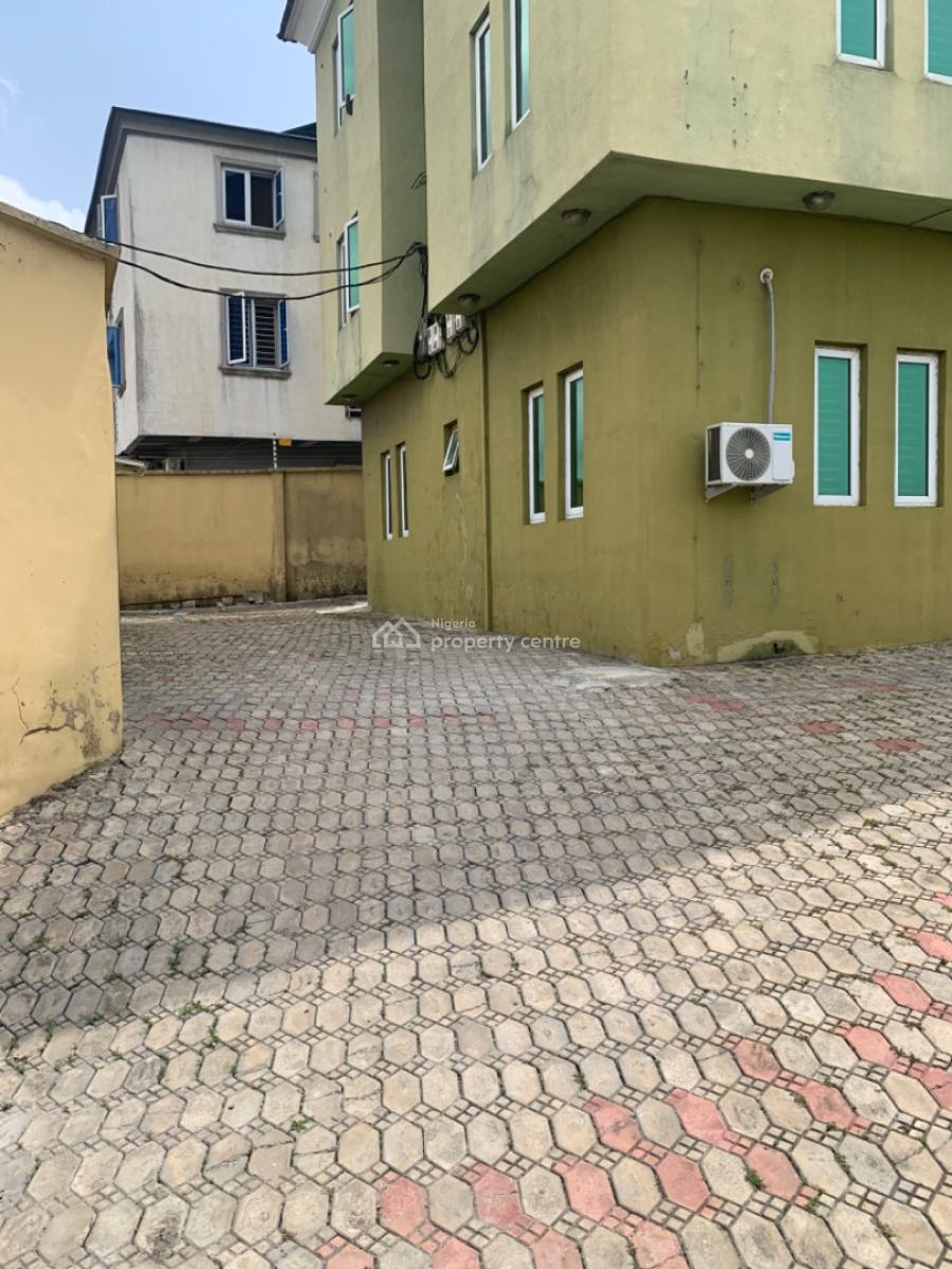 Luxury 2 Bedroom Apartment, Gra Phase 1, Magodo, Lagos, Flat / Apartment for Rent
